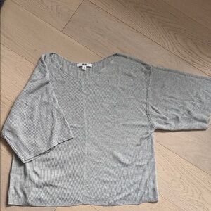 Uniqlo Light Gray Ribbed Sweater